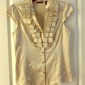 New York & Co ruffled top size 6
